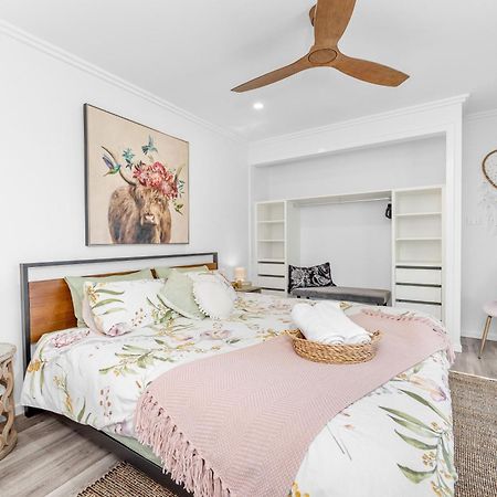 Little Sunshine - Private Acreage Guest Home Hervey Bay Esterno foto