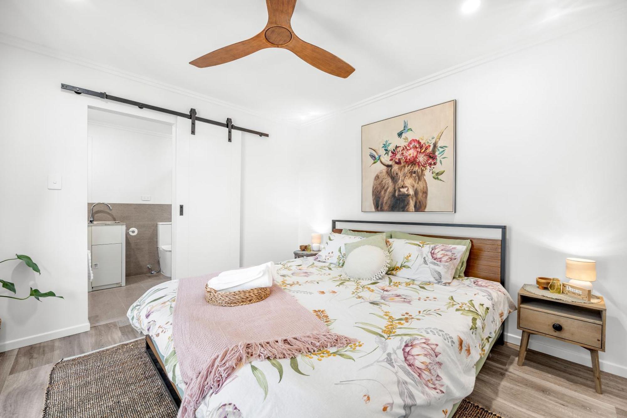 Little Sunshine - Private Acreage Guest Home Hervey Bay Esterno foto